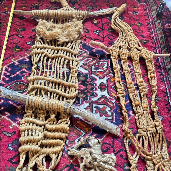 4 true MCM vintage hanging macrame plant holders - Picture 10 of 10
